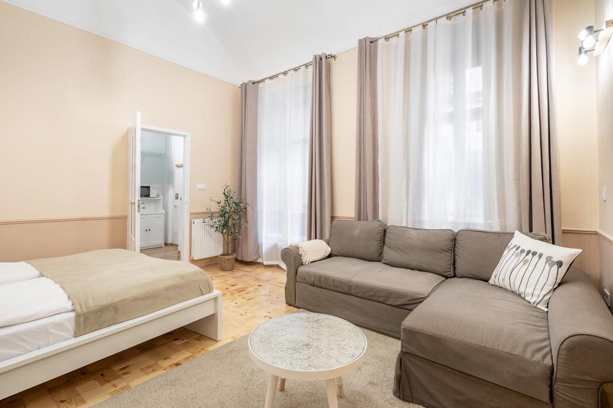 Excellent Location, Cozy Apartment ブダペスト エクステリア 写真